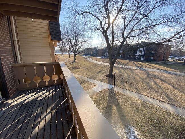 Building Photo - 17 Parkside Ct