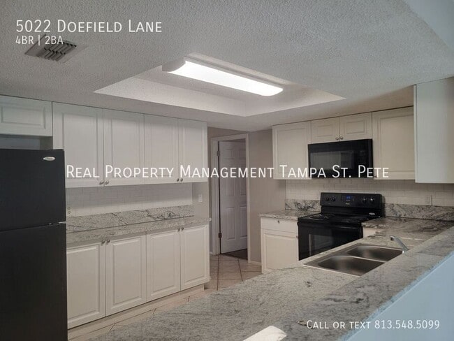 Building Photo - 5022 Doefield Ln