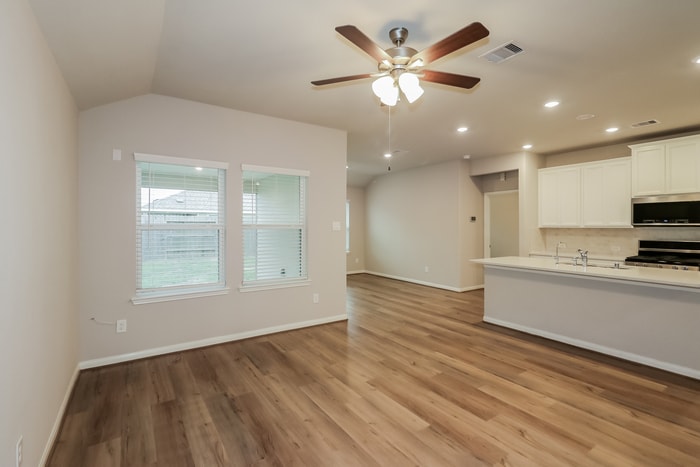 Building Photo - 1022 Modesto Dr