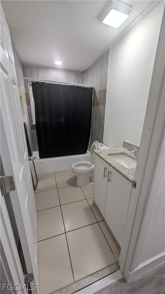 Building Photo - 660 S Missouri St