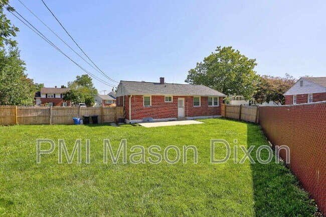 Building Photo - 8523 Fieldway Dr