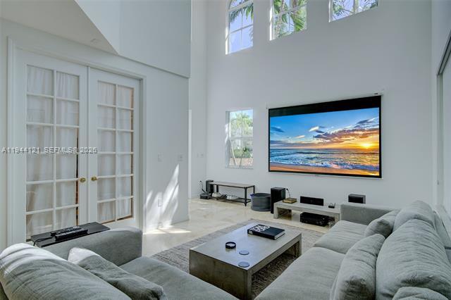 Building Photo - 4867 Ponce de Leon Blvd