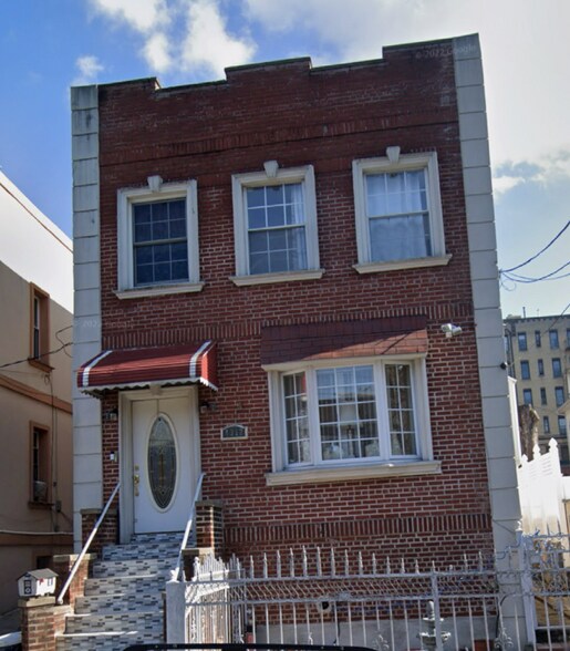 Building Photo - 4312 Carpenter Ave