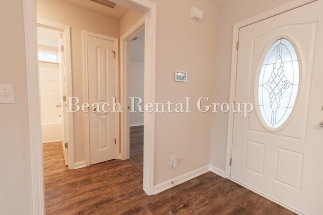 Building Photo - 3223 Merganser Dr