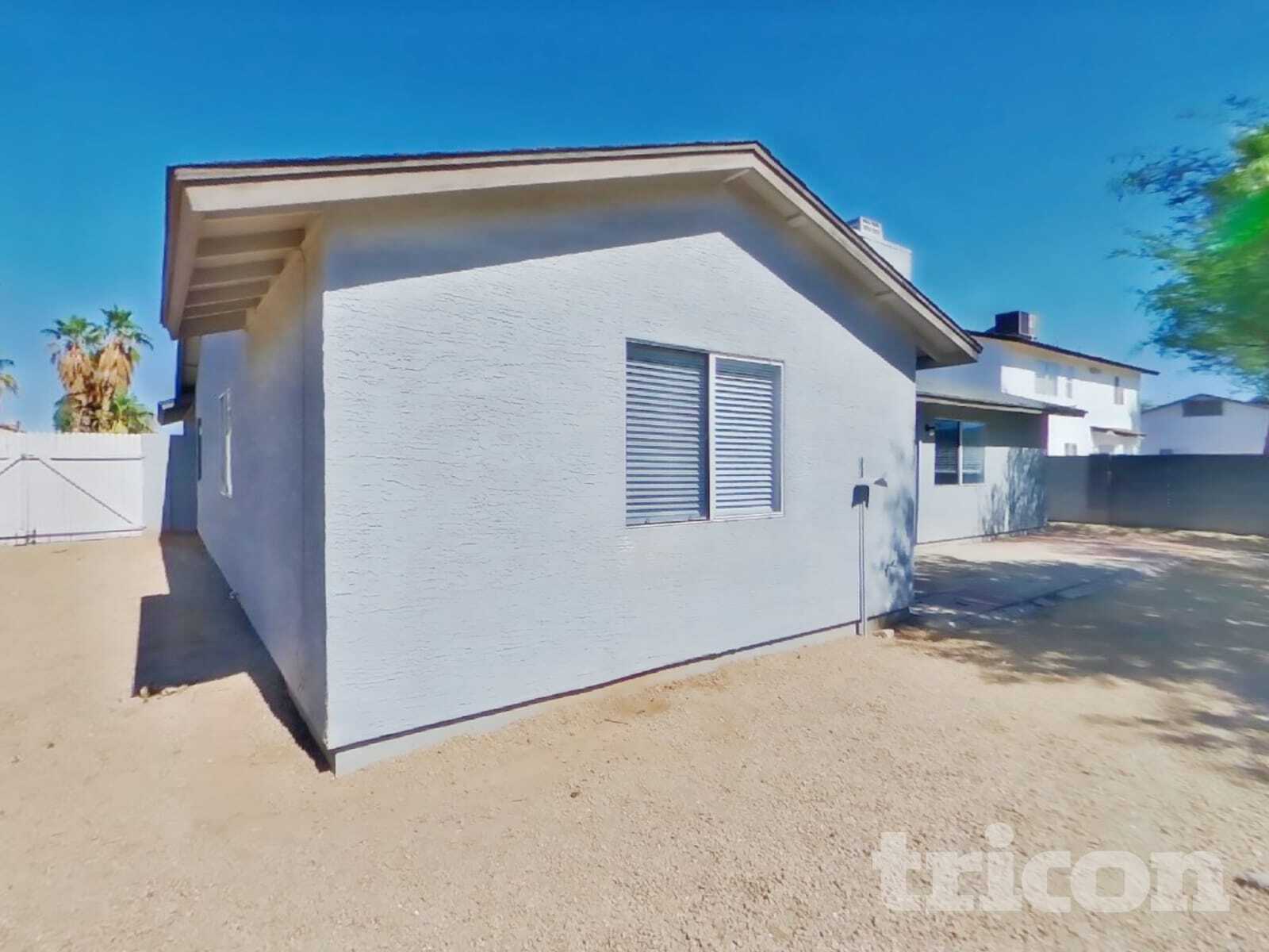 Building Photo - 4432 N 86th Dr