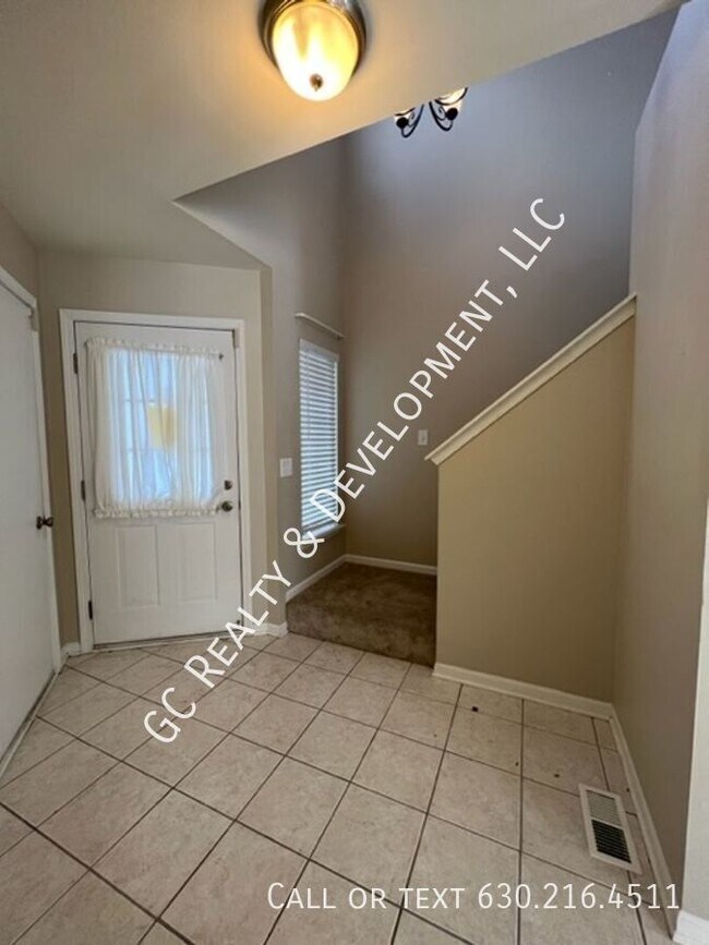 ***204 DISTRICT / 3 BDRM / 2.5 BTH / SS AP... 3028 Crystal Rock Rd