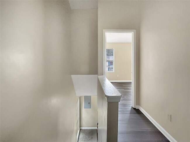 Building Photo - 1468 Kilmuir Way