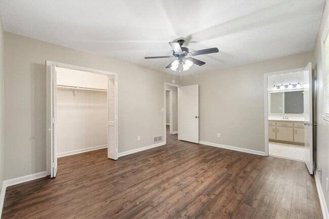 Building Photo - 5146 Bramblewood Dr
