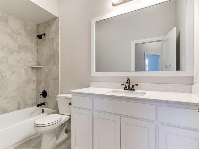 Building Photo - 2817 Bens Cir