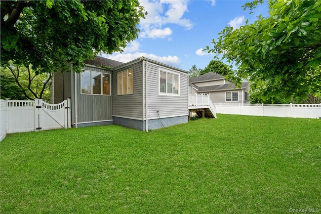 Building Photo - 31 Cail Dr