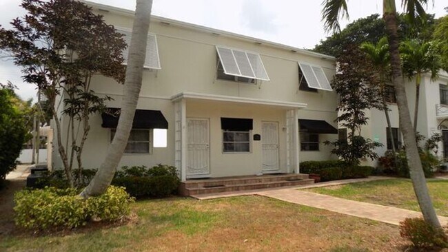 Building Photo - 124 N Palmway Lake Worth, FL 33460