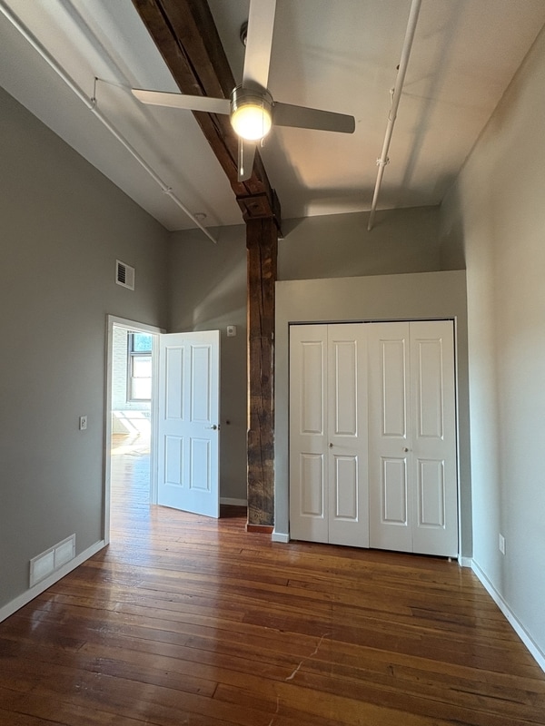 Building Photo - 116 N 5th St