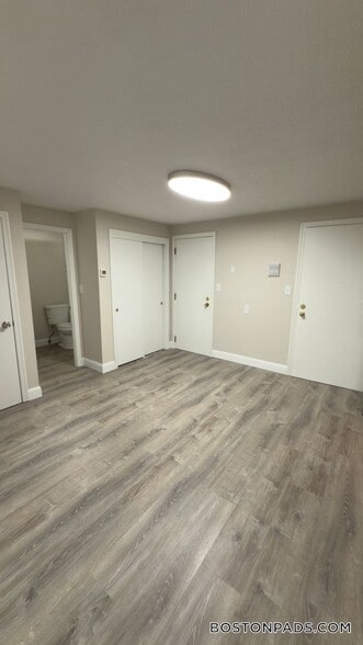 Building Photo - 24 Ridgewood Ln