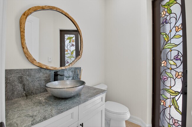 Building Photo - 17921 Villa Club Way