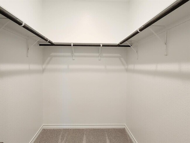 Building Photo - 202 Doodle Ln