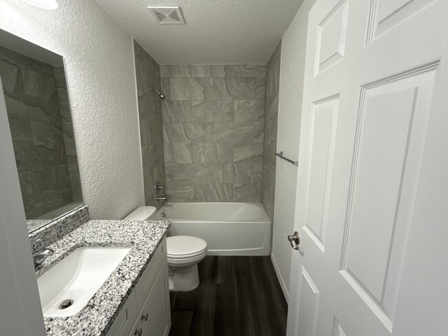 Building Photo - 235 Locust Pass Cir