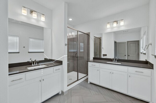 Building Photo - 1320 Hill Country Pl