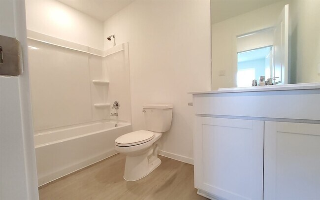 Building Photo - 26810 Scarlet Willow Dr
