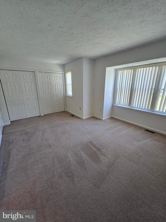 Building Photo - 6047 Sirenia Pl