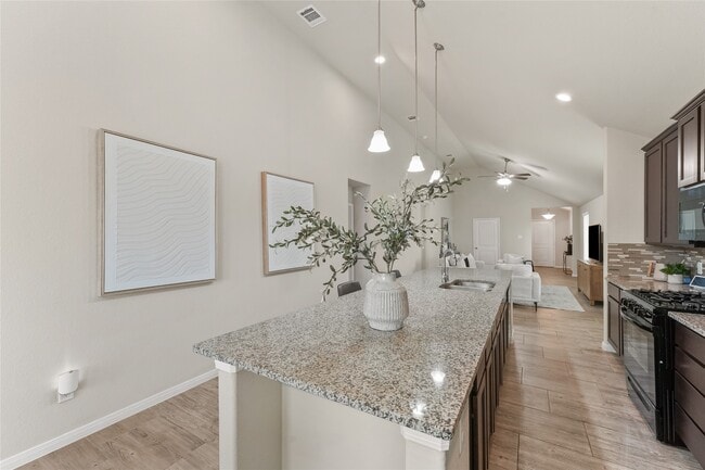 Building Photo - 7911 Tuscan Cypress Dr