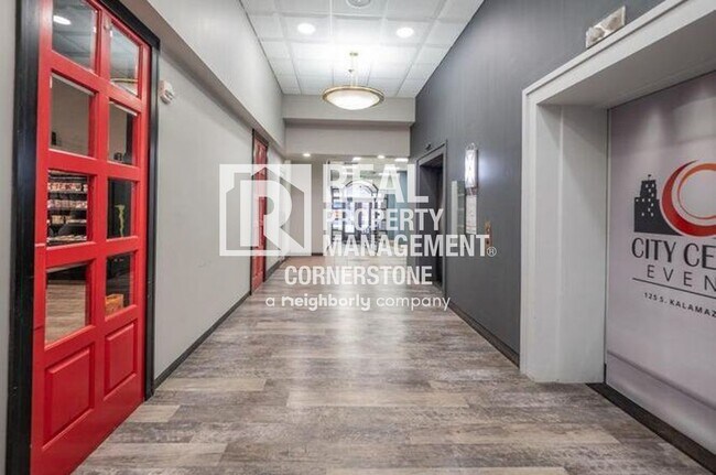 Building Photo - 125 S Kalamazoo Mall