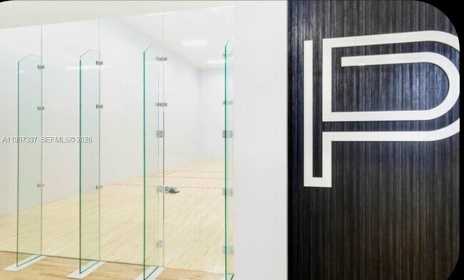 Building Photo - 851 NE 1st Ave