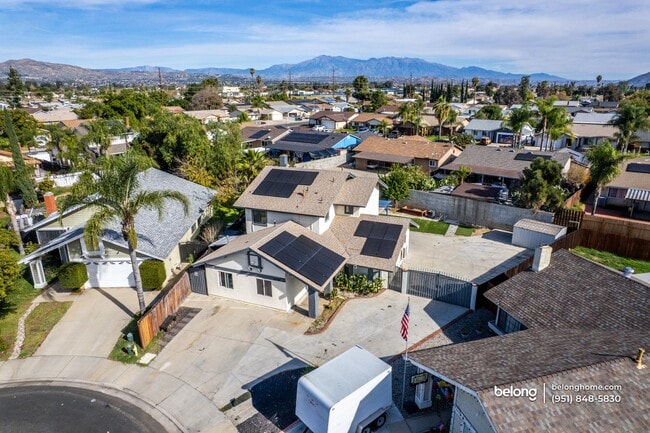 Building Photo - 24363 Comfort Ct