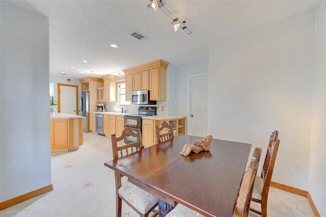 Building Photo - 14214 Woodnook Dr