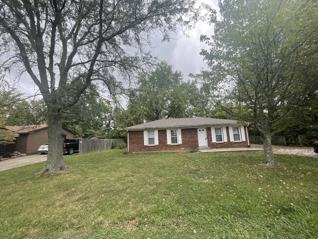 Building Photo - 213 Jean St