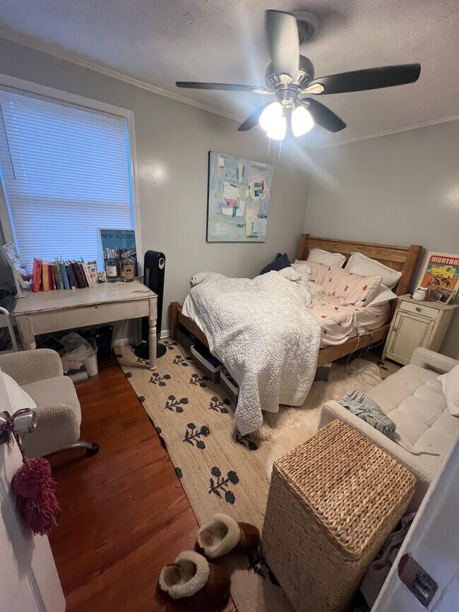 Building Photo - Milledge Ave Ext 1693/1695