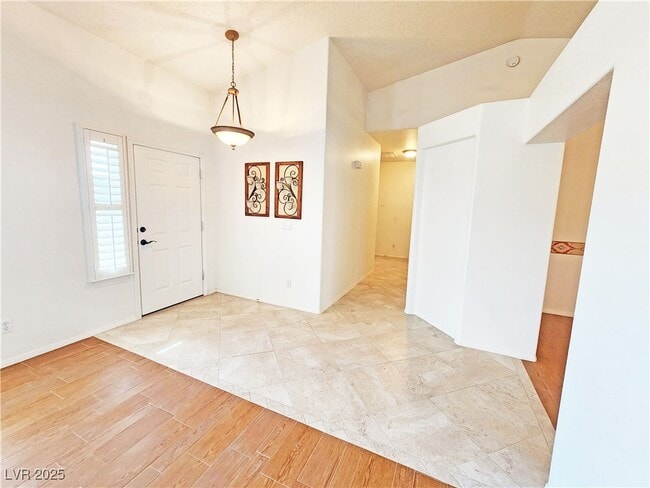 Building Photo - 3260 Helicopter Ave