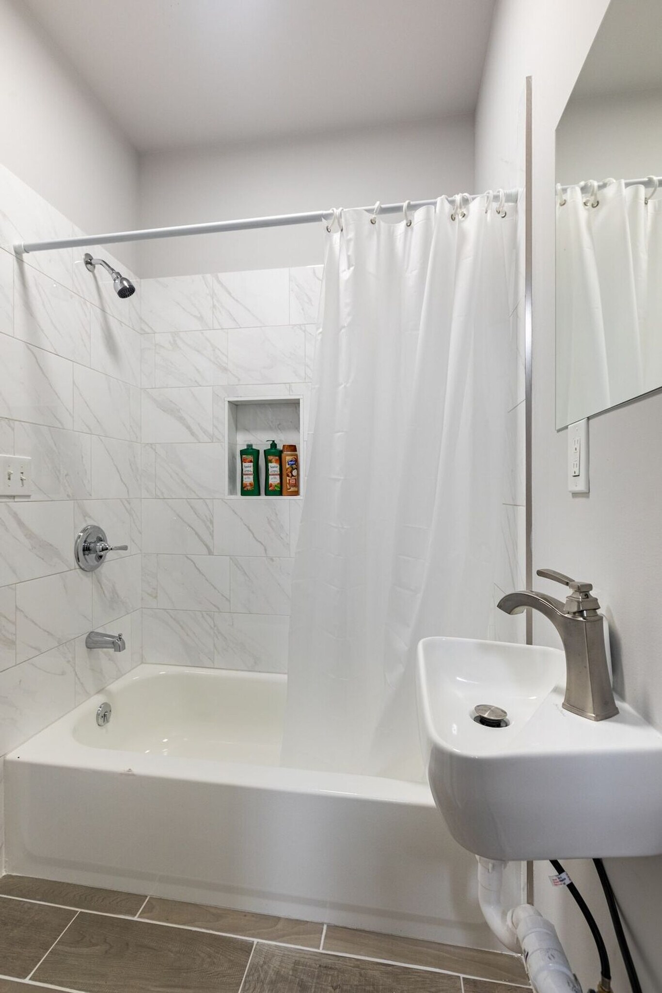 Building Photo - 1418 S 9th St