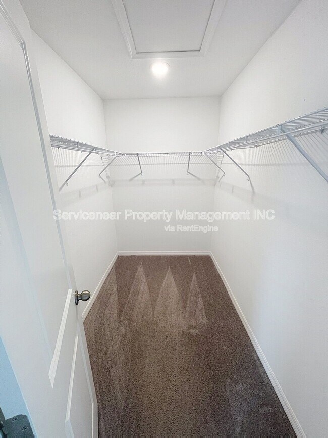 Building Photo - 4440 Globe Thistle Dr