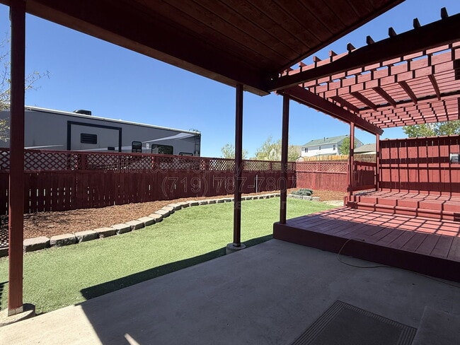 Building Photo - 6510 Oakwood Blvd
