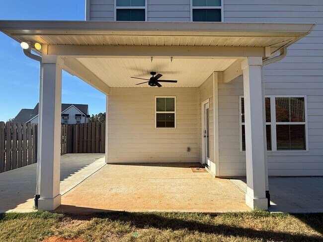 Building Photo - Spacious 4BR/3.5BATH home in the Wrights Farm neighborhood of Grovetown, GA - Available now!!