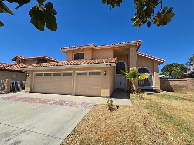 Primary Photo - 3207 Maricotte Dr