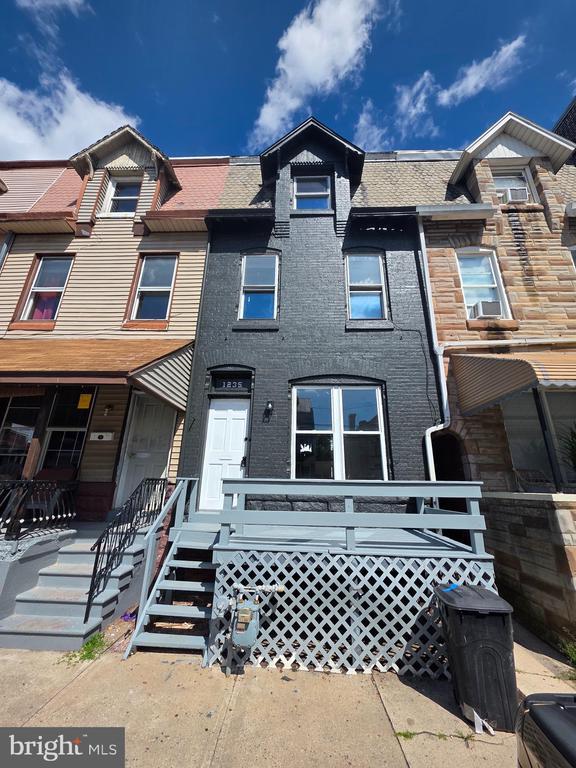 Building Photo - 1235 N 10th St