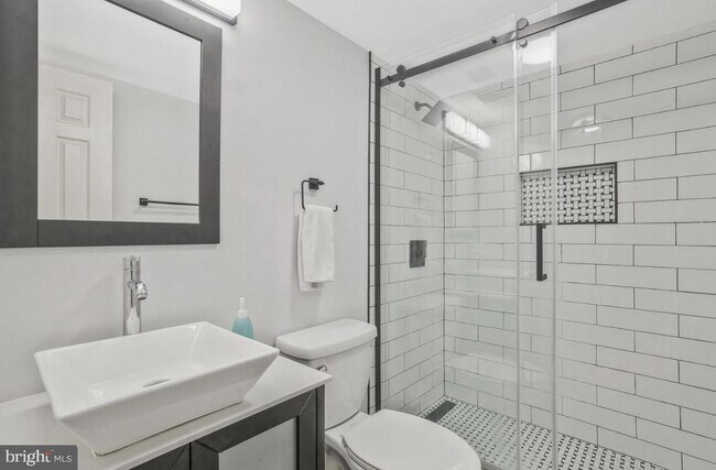 Building Photo - 9801 Burke Pond Ln