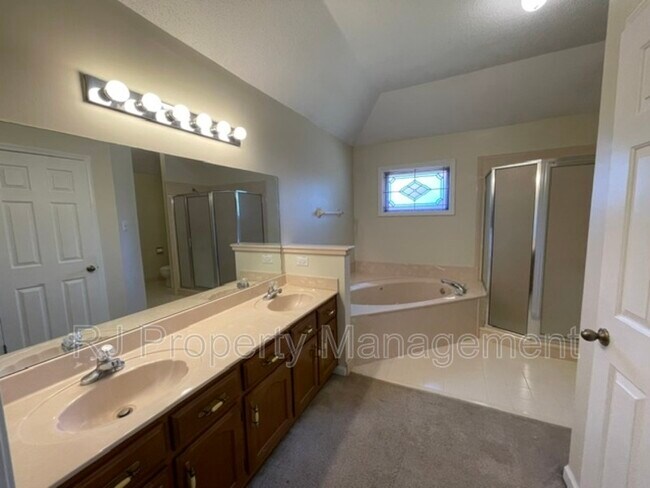 Building Photo - 5019 Horizon Cove