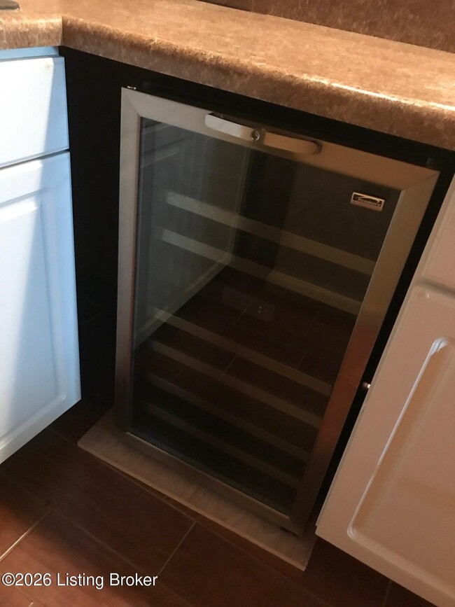 Building Photo - 401 Winton Ln