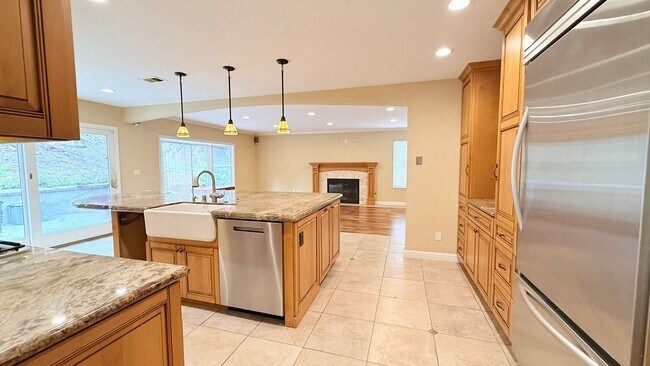 Building Photo - Stunning 4BD/3BA, Two-Story Home With Swimming Pool in Bettencourt Ranch, Danville- Available NOW!