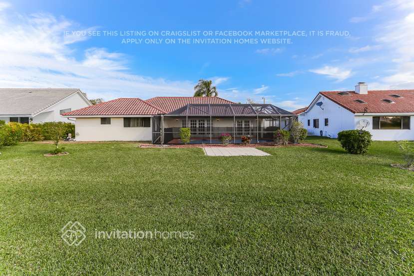 Building Photo - 8612 NW 79th St