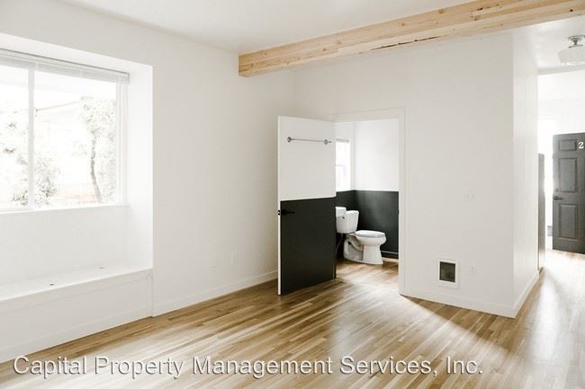 Building Photo - 6426 N Princeton St