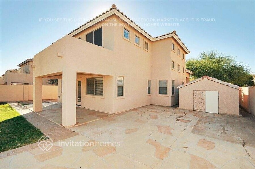 Building Photo - 7111 N 77th Dr