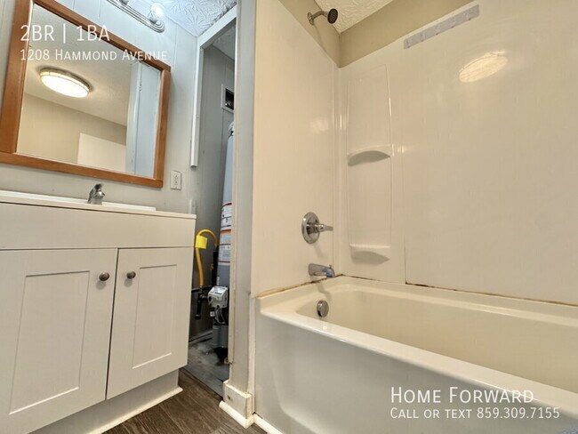 Building Photo - 1208 Hammond Ave