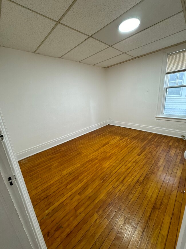 Bedroom - 1013 Downer Ave