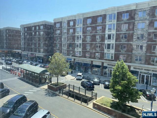 Building Photo - 2207 City