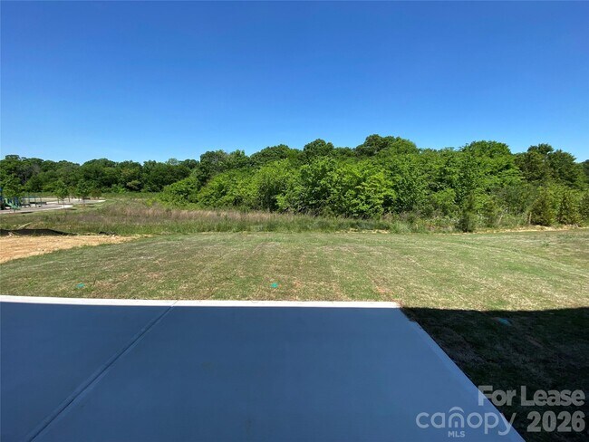 Building Photo - 1326 Harleston St