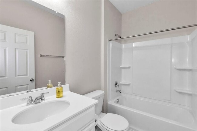 Building Photo - 338 Pepperbark Loop