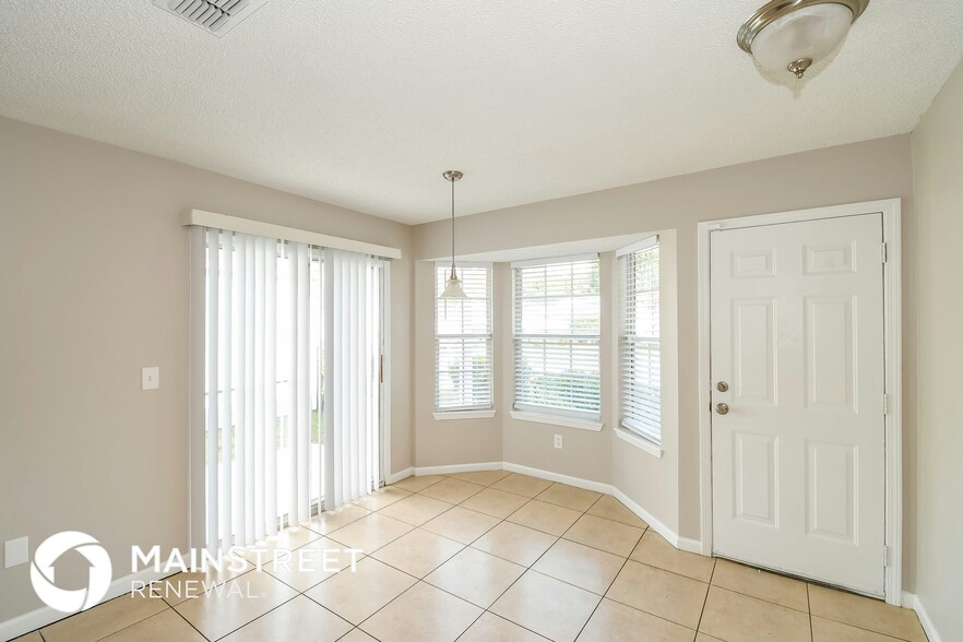 Building Photo - 5118 Somerton Ct